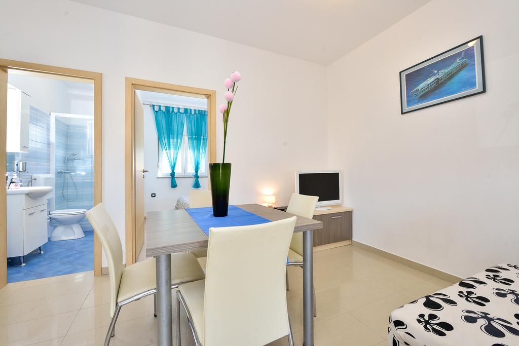 Apartments Nika&Karla Bibinje Bagian luar foto