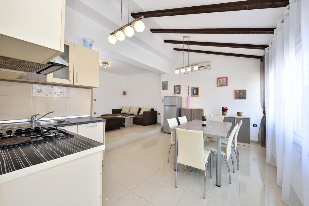Apartments Nika&Karla Bibinje Bagian luar foto